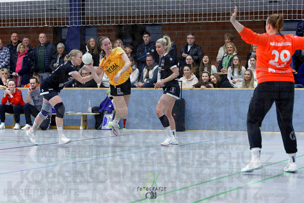 Handball Frauen Oberliga Mitte, HSG Eibelshausen/Ewersbach - HSG Lumdatal | Handball Frauen Oberliga Mitte, HSG Eibelshausen/Ewersbach - HSG Lumdatal am 21.02.2026 in Dietzhölztal-Steinbrücken (Sporthalle am Hammerweiher)Photo © 2026 - Jörg Heinrich - Realisiert mit Pictrs.com