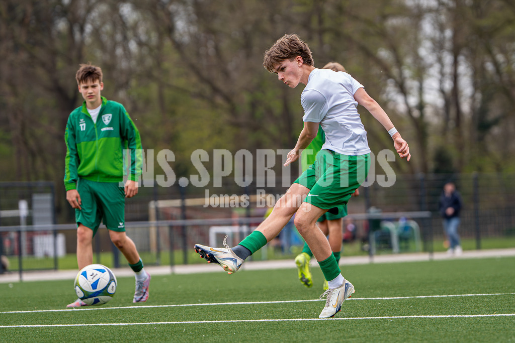 VFL Wittekind-Wildeshausen - TuS Eversten I 02442 | jns.sportfotos - Realisiert mit Pictrs.com