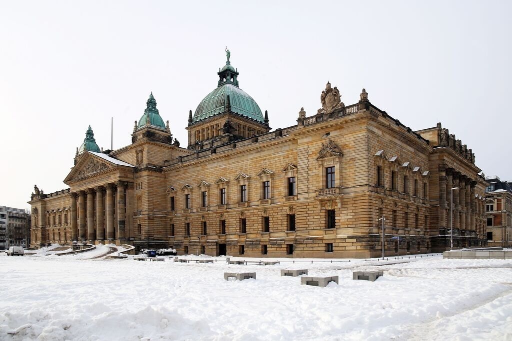 23-Bundesverwaltungsgericht-im-Winter-bildlexikon-leipzig-stadtgeschichte-foto | Entdecke über 20 Kategorien Leipzig-Motive: Foto-Downloads, hochwertige Poster, Leinwand- & Fine-Art-Prints. Jetzt Lieblingsfoto im Bildlexikon Leipzig Shop bestellen!