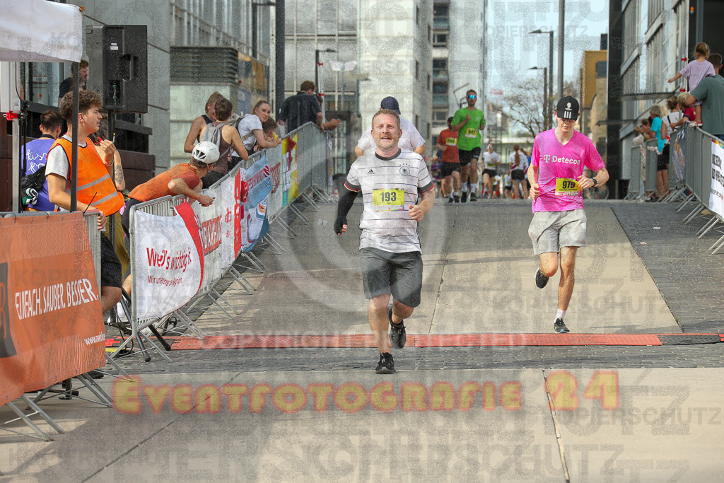 250920_1528_EX1_9576 | Sportfotografie im Rhein-Sieg Kreis, Köln, Bonn, NRW, Rheinland Pfalz, Hessen, etc. Unser Tätigkeitsfeld umfasst den Laufsport vom Volkslauf über den Marathon, Duathlon, Triathon bis zum Ultralauf wie Kölnpfad Ultra oder Schindertrail.