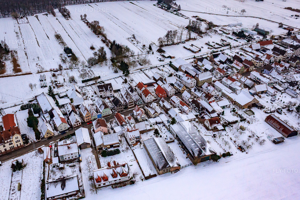 Luftbild: Saarstraße Im Winter bei Schnee in Kandel im Bundesland Rheinland-Pfalz in Deutschland. Foto: IMG_23543.jpg vom 16.01.2010 durch Werner Riehm/FLY-FOTO.de