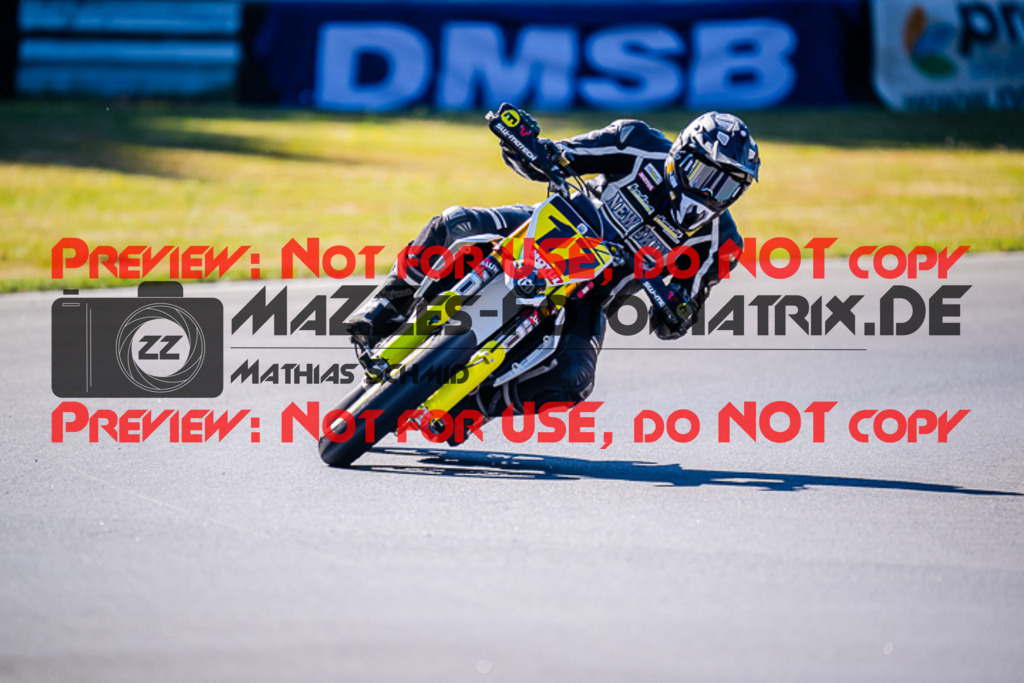 MaZZes_FotoMatrix_220703_6735 | S1