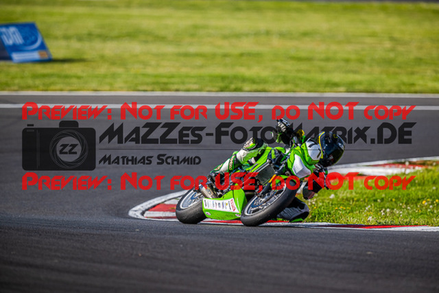 MaZZes_FotoMatrix_220508_98243 | Fotograf Mathias Schmid
Sportfotograf,
Eventfotograf,
Hochzeitsfotograf,
Portraitfotograf