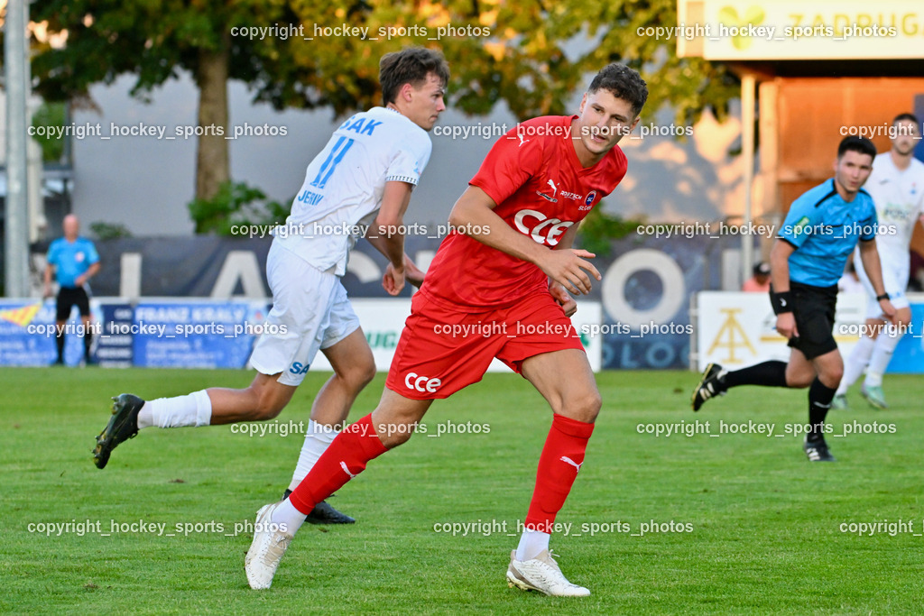 SAK vs. SC St. Veit | #15 Philipp Höberl SC St. Veit, #11 Luka Jerin SAK, SAK vs. SC St. Veit, SAK vs. SC St. Veit am 19.09.2025 in Klagenfurt (Sportpark Welzenegg), Austria, (Photo by Bernd Stefan)