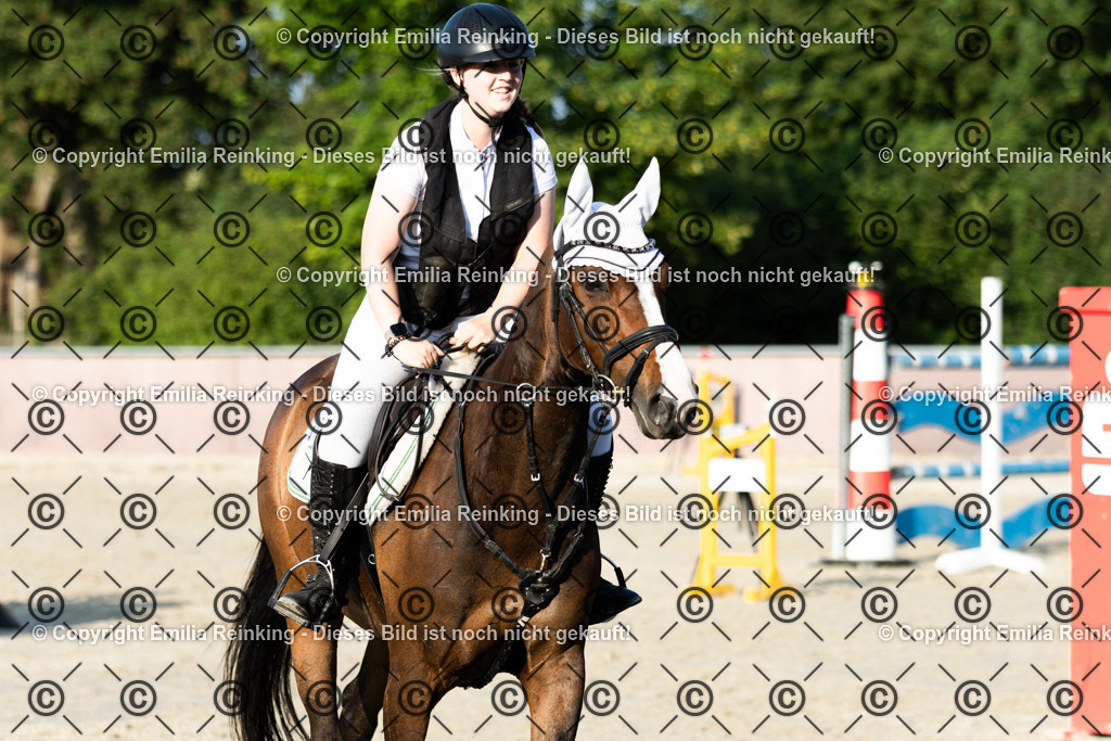 CL5A1470 | Emilia Reinking Fotografie - Realisiert mit Pictrs.com