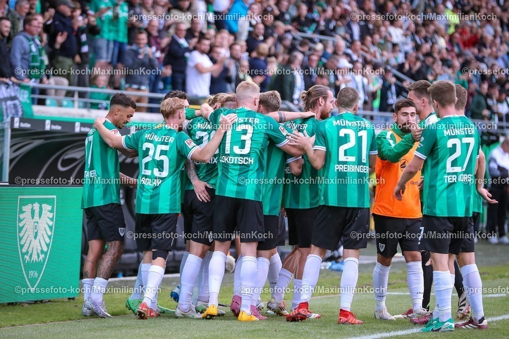 PRM22082501089 | 22.08.2025, Fußball, Preußen Münster - 1. FC Nürnberg, 2. Fußball Bundesliga,  Preußenstadion, Saison 2025 2026: Torjubel nach dem Tor zum 2:0 durch Torschütze Marvin Schulz&nbsp;(Preussen Muenster #10)    DFB regulations prohibit any use of photographs as image sequences and or quasi-video.
