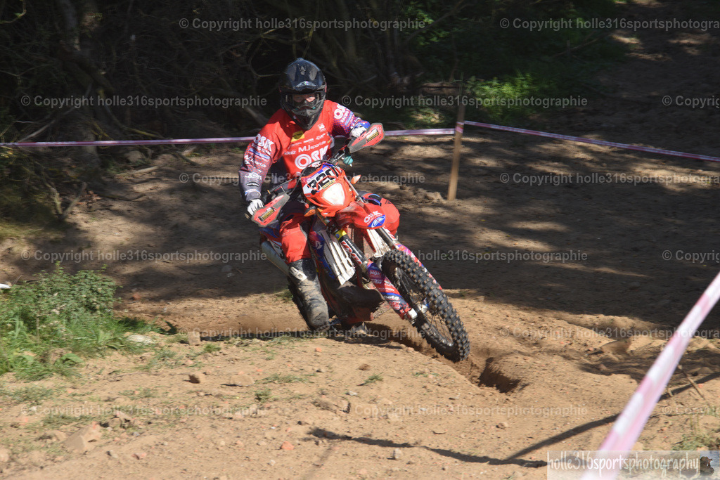 DSC_0289 | Sportfotografie , Motorsport, Motoross, Reitsport, Mointainbike, Enduro,
Landschaft , Outdoor, Eventfotografie, Landschaft, Bilder online bestellen - Realisiert mit Pictrs.com