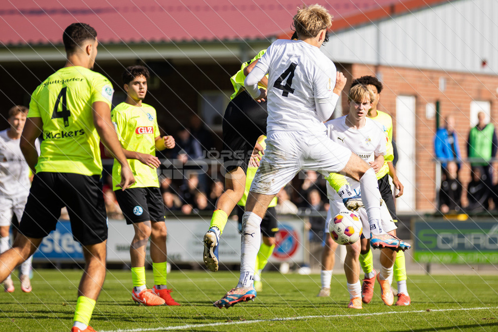 20251003_Picselweb-Fotografie_1R3_1738 | DFB Pokal 2. Runde, JFV A/O/B/H/H - SV Stuttgarter Kickers, Foto: Jörg Struwe - picselweb.de - Realisiert mit Pictrs.com