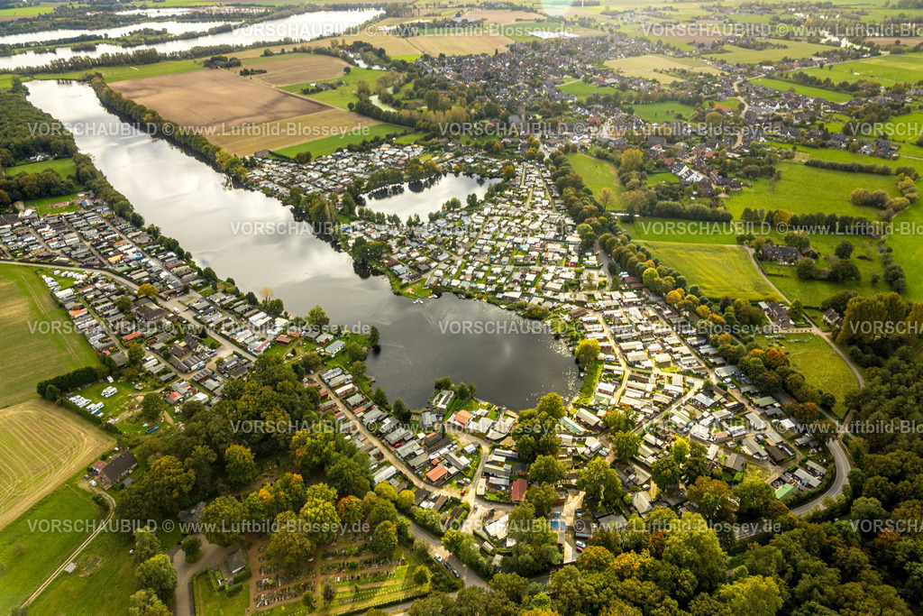 Rees241009921HaffenscheLandwehr | Luftbild, Haffensche Landwehr und Lange Renne, Campingplatz und Campinghäuser Im Bonekamp und Lange Renne, Freizeitanlage, Mehrhoog, Hamminkeln, Niederrhein, Nordrhein-Westfalen, Deutschland