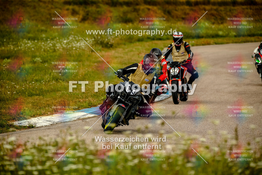 Chambley Juli-0908 | Hier findet Ihr Bilder von Touristenfahrten auf der Nürburgring Nordschleife oder von anderen Veranstaltungen die ich besucht habe. Viel Spass beim Durch Schauen 