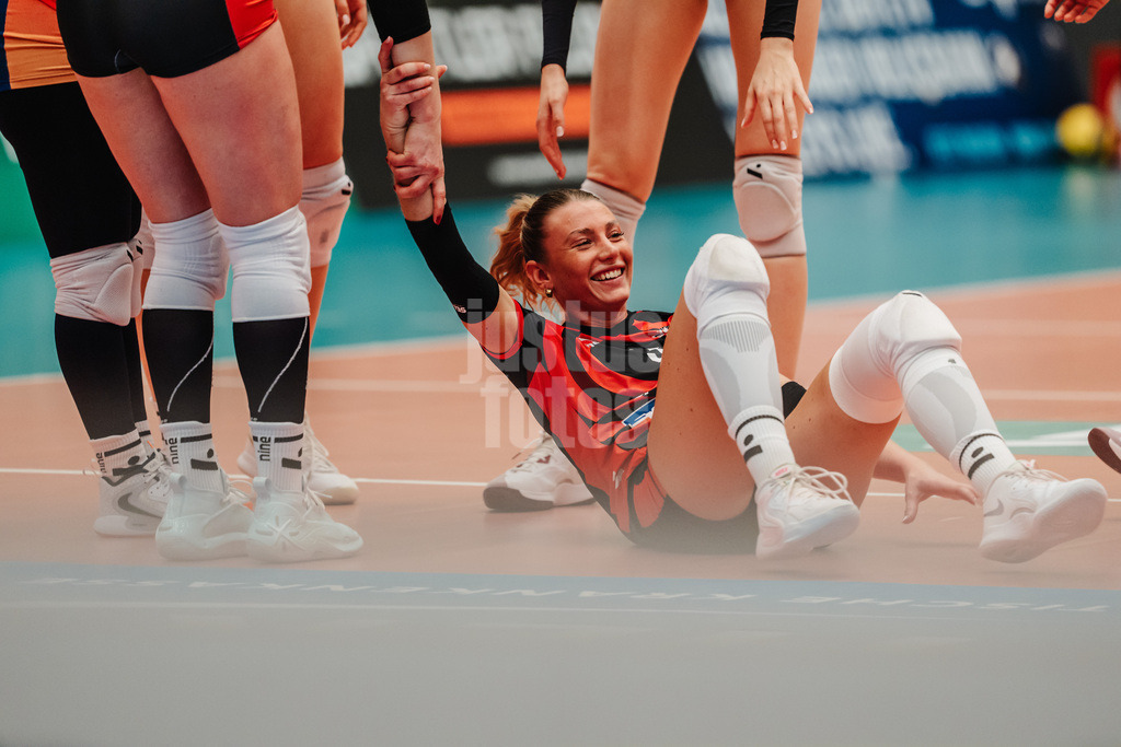Volleyball | Frauen | Saison 2025/2026 | Volleyball Bundesliga | ETV Hamburger Volksbank Volleys vs. VfB Suhl LOTTO Thüringen | 07.03.2026 | Lina Köster (#3, ETV Hamburger Volksbank Volleys)