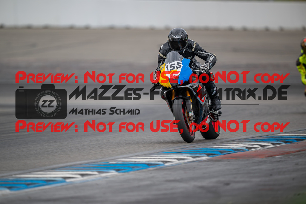 MaZZes-Fotomatrix-20260809-575067 | R1