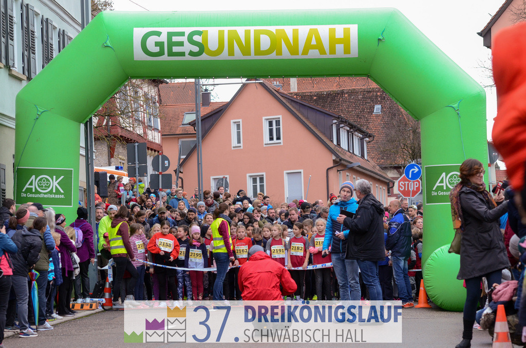 AOK JuniorCup 400m | 3Koenigslauf 2023 - Realisiert mit Pictrs.com