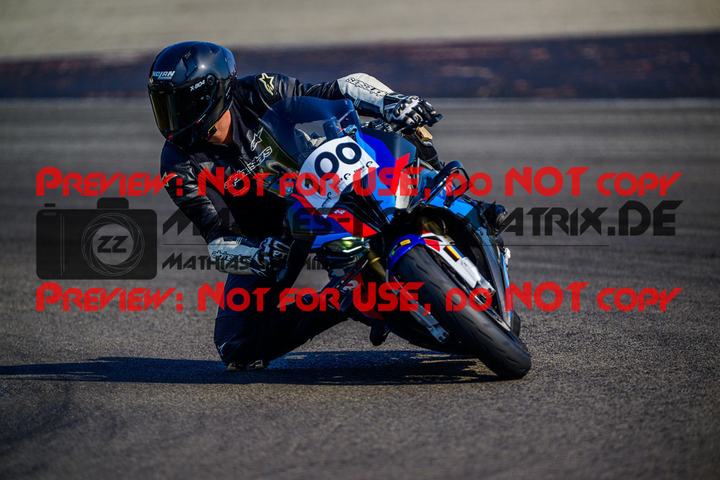 MaZZes_Fotomatrix_20250815_6007705_6220 | GELB