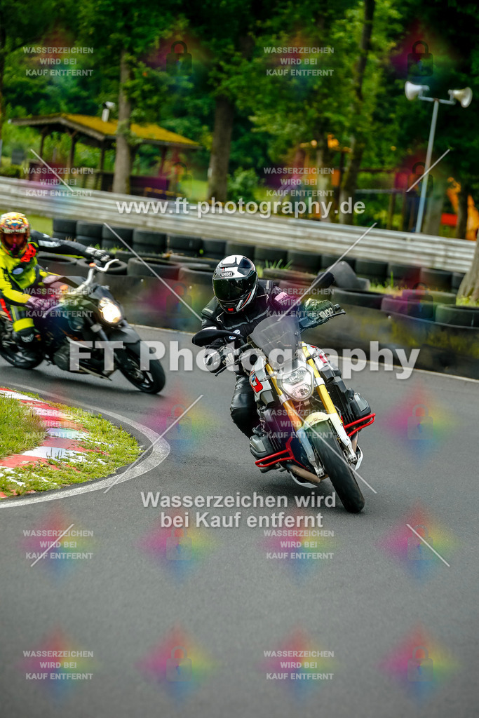 VBK-3991 | Hier findet Ihr Bilder von Touristenfahrten auf der Nürburgring Nordschleife oder von anderen Veranstaltungen die ich besucht habe. Viel Spass beim Durch Schauen 