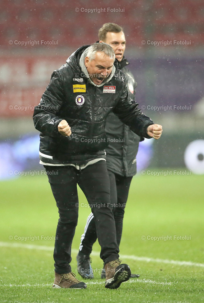 A_LUI_10032024_04 | SPORT,FUSSBALL, ADMIRAL BUNDESLIGA AUSTRIA KLAGENFURT-SK RAPID WIEN 10.03.2024 IM BILD: TRAINER PETER PACULT (KLAGENFURT) FOTO:FOTOLUI/MW