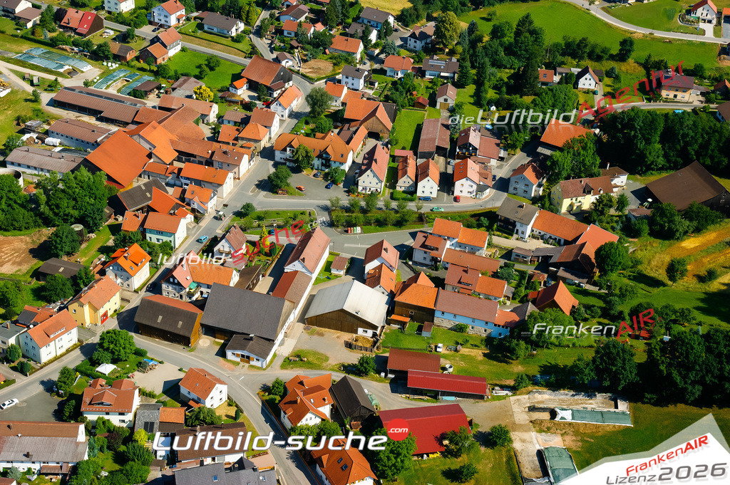 Die Luftaufnahme Reitsch - Stockheim wurde vom UL-Flugzeug (keine Drohne) aus fotografiert.Hohe Druck- Auflösung-die Geschenkidee!