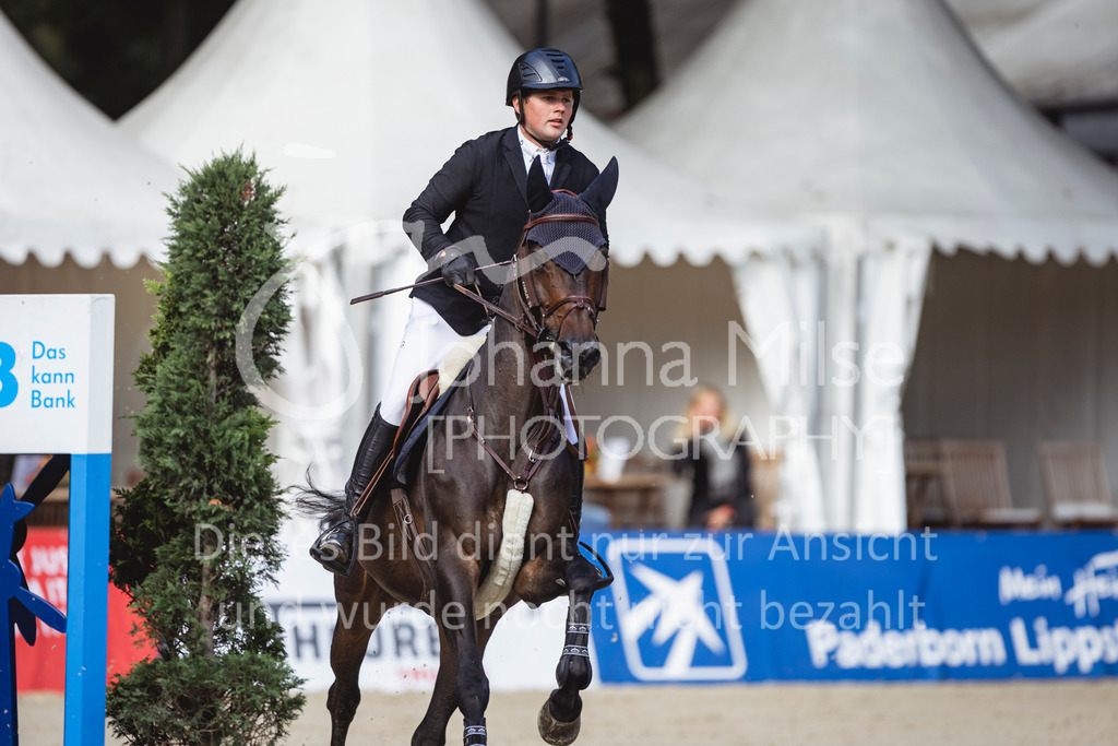 240915_OWLCh_MT-456 | Deine schönsten Turniermomente als professionelle Fotos! Entdecke hochwertige Pferdesport-Fotografie im Online-Shop. Jetzt Fotos finden & bestellen!