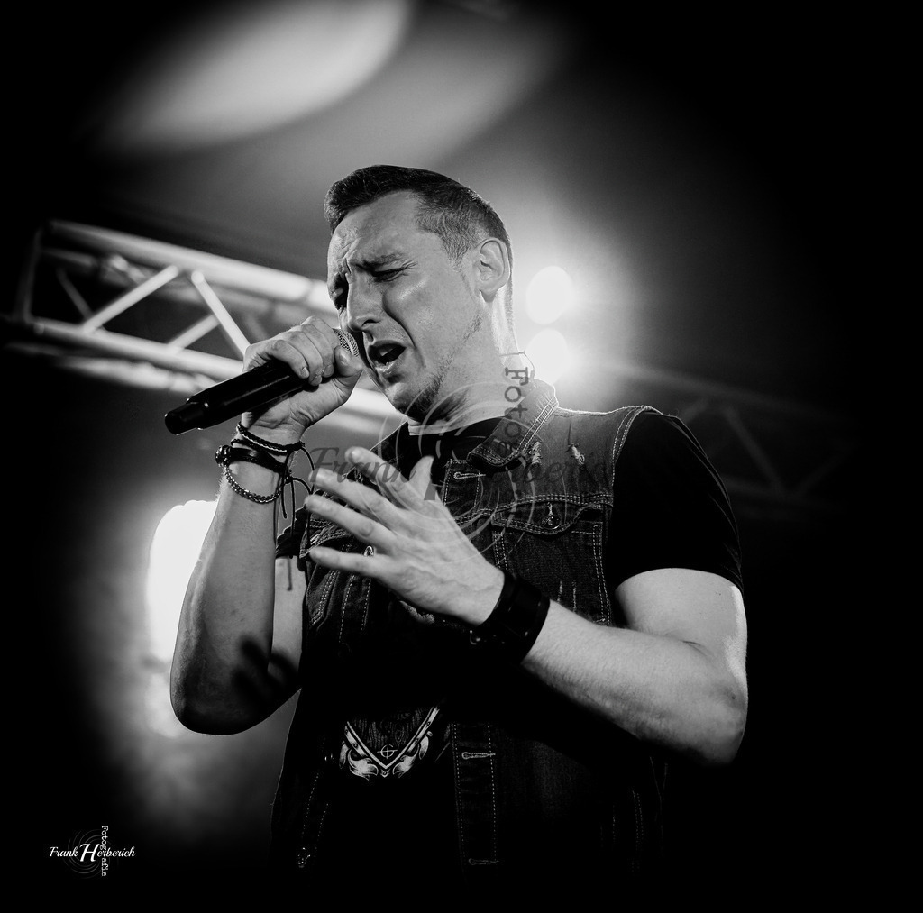 Audio Gun / Rosenberg / 18.07.2025 | Frank Herberich Fotografie, Frank Herberich, Fotografie, Hochzeit, Portrait, St. Peter Ording, Ording, Westerhever, Nordsee, Frank Fotografie, Hardheim,  Odenwald,Walldürn, Band,Eventfotografie - Realized with Pictrs.com