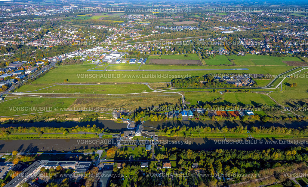 Hamm241006924 | Luftbild, Erlebensraum Hamm und Kläranlage Hamm Mattenbecke mit Flugplatz Lippewiesen, Schleuse am Fluss Lippe und Datteln-Hamm-Kanal, Ortsansicht, Mitte, Hamm, Ruhrgebiet, Nordrhein-Westfalen, Deutschland