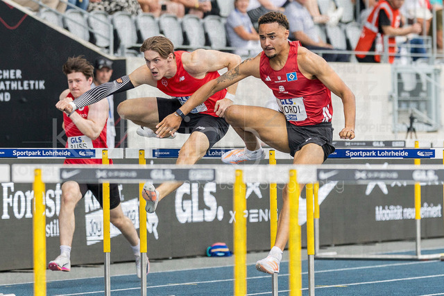 Deutsche Leichtathletik-Meisterschaften; Bochum-Wattenscheid, 25.07.2026 | Tim Eikermann (TSV Bayer o4 Leverkusen), Manuel Mordi (Hamburger  SV), 110m Huerden; Deutsche Leichtathletik-Meisterschaften am 25.07.2026 im Lorheide-Stadion, Bochum-Wattenscheid (Nordrhein-Westfalen).