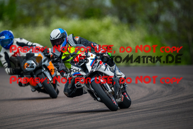 MaZZes_Fotomatrix_240415_6007705_4817 | S1