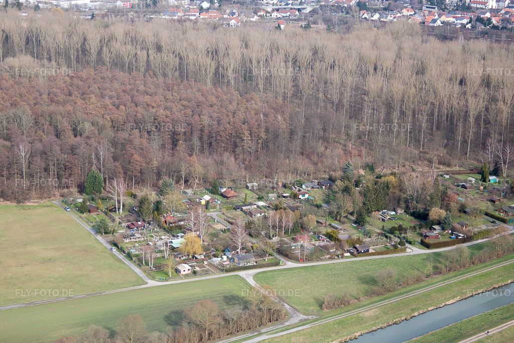 Luftbild: schrebergärten am Saalbachkanal im Ortsteil Graben in Graben-Neudorf im Bundesland Baden-Württemberg in Deutschland. Foto: IMG_086329.jpg vom 26.02.2016 durch Werner Riehm/FLY-FOTO.de