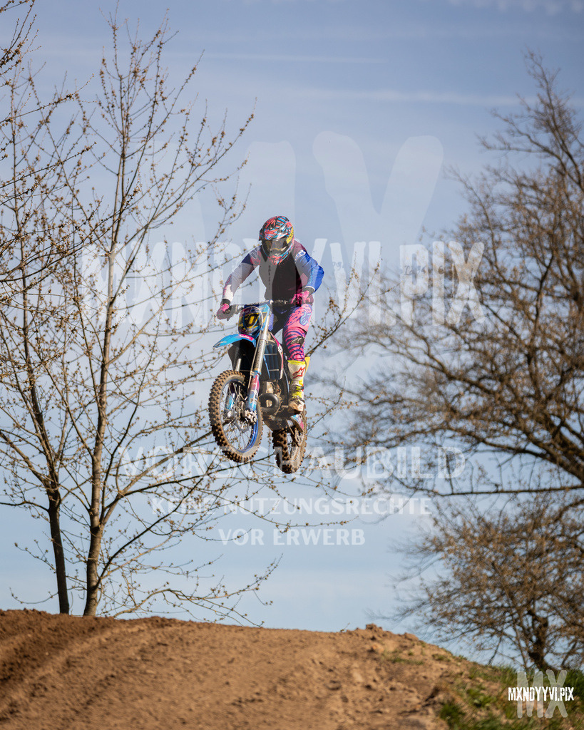 866A2221 | mxndyyvipix