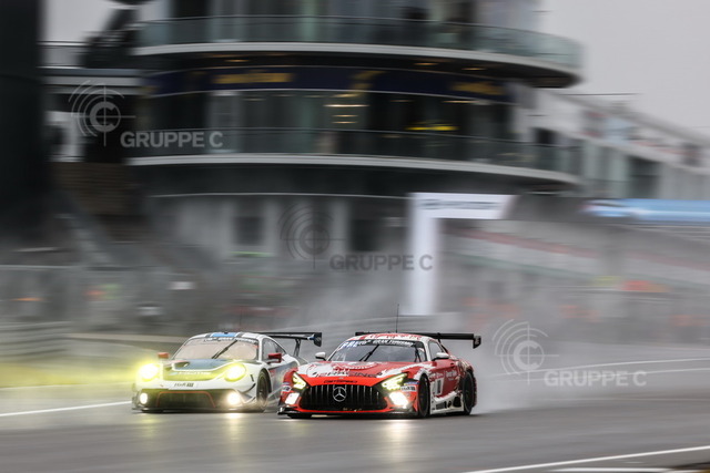 24h-027 | Motorsport-Fotografie: DTM, 24h Nürburgring und GT-Action in hochauflösenden Bildern. Entdecke packende Rennmomente & Impressionen direkt aus der Boxengasse. - Realisiert mit Pictrs.com