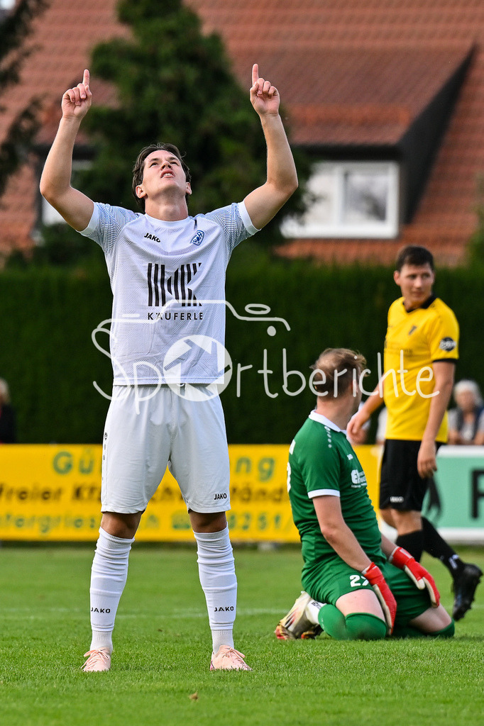 BC Aichach - SF Bachern | Jubel nach 3-0 Aichach 18