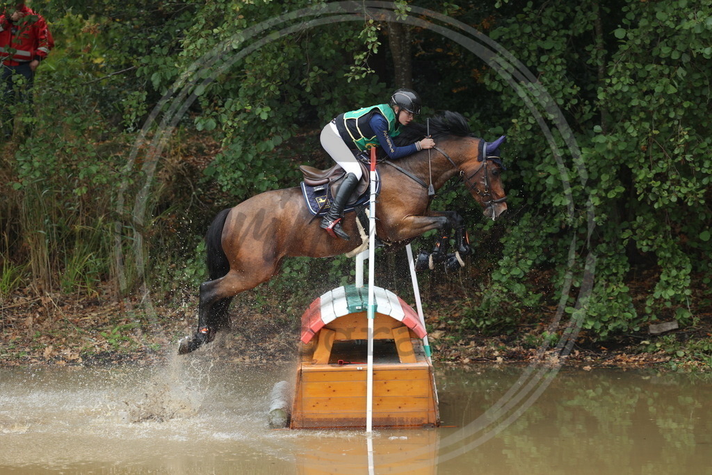 994A3255 | sabrinanicolaifotografie - Realisiert mit Pictrs.com