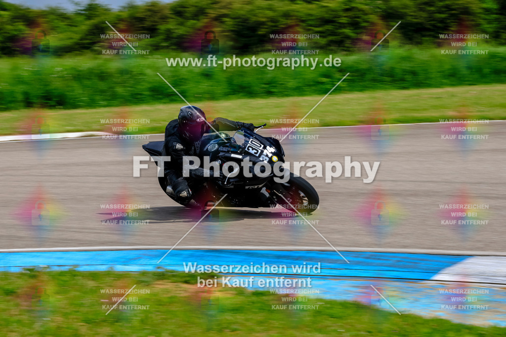 MotoTeam-9267 | Hier findet Ihr Bilder von Touristenfahrten auf der Nürburgring Nordschleife oder von anderen Veranstaltungen die ich besucht habe. Viel Spass beim Durch Schauen 