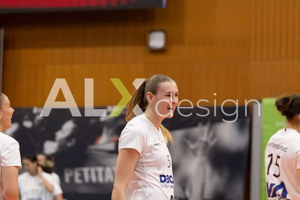 Volleyball I Frauen I Saison 2025-2026 I Volleyball NLA | Women I  Playoffs Finals 1/5 I viteos NUC - VC Kanti Schaffhausen I 06.04.2026 | Hochwertige Sportfotos kaufen & lizenzieren für Medien, Vereine, Agenturen & Sportler:innen. Entdecke professionelle Sportfotografie im Bildshop von Alexander Franzen. - Realisiert mit Pictrs.com
