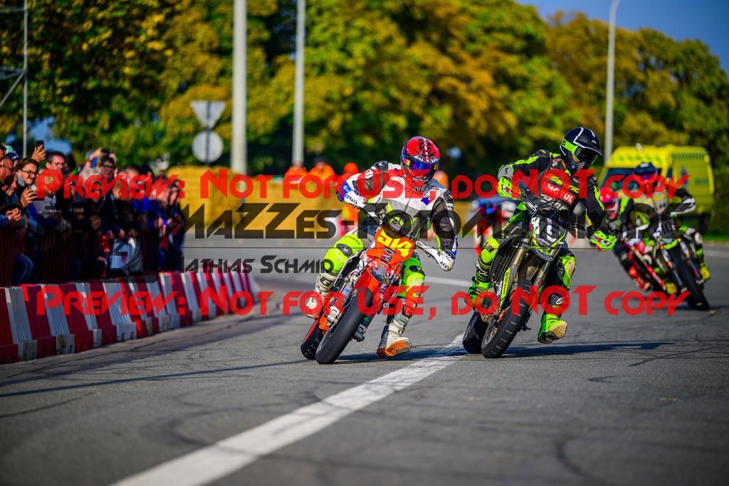 MaZZes_Fotomatrix_20251012_6021986_0497 | SENIOR