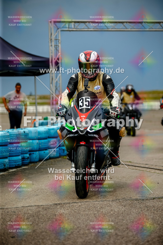 Chambley Juli-1304 | Hier findet Ihr Bilder von Touristenfahrten auf der Nürburgring Nordschleife oder von anderen Veranstaltungen die ich besucht habe. Viel Spass beim Durch Schauen 