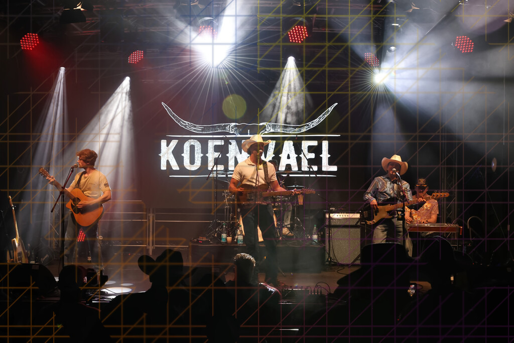Koen Vael 00108 | professionelle Sport- und Eventfotografie von Tomafocus – dynamische Bilder, emotionale Momente und hochwertige Aufnahmen für jeden Anlass. - Realisiert mit Pictrs.com