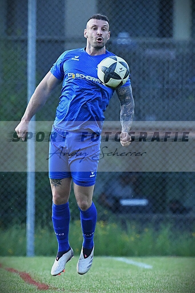 aDSC_2919 | Kaufen Sie Sportbilder im Onlineshop von Andy Scherrer Sportfotografie. Faszinierende Bilder von Sportevents aus der ganzen Schweiz. Fussball, Frauenfussball, Unihockey, Handball, Schwingen und weiteren Sportarten. - Realisiert mit Pictrs.com