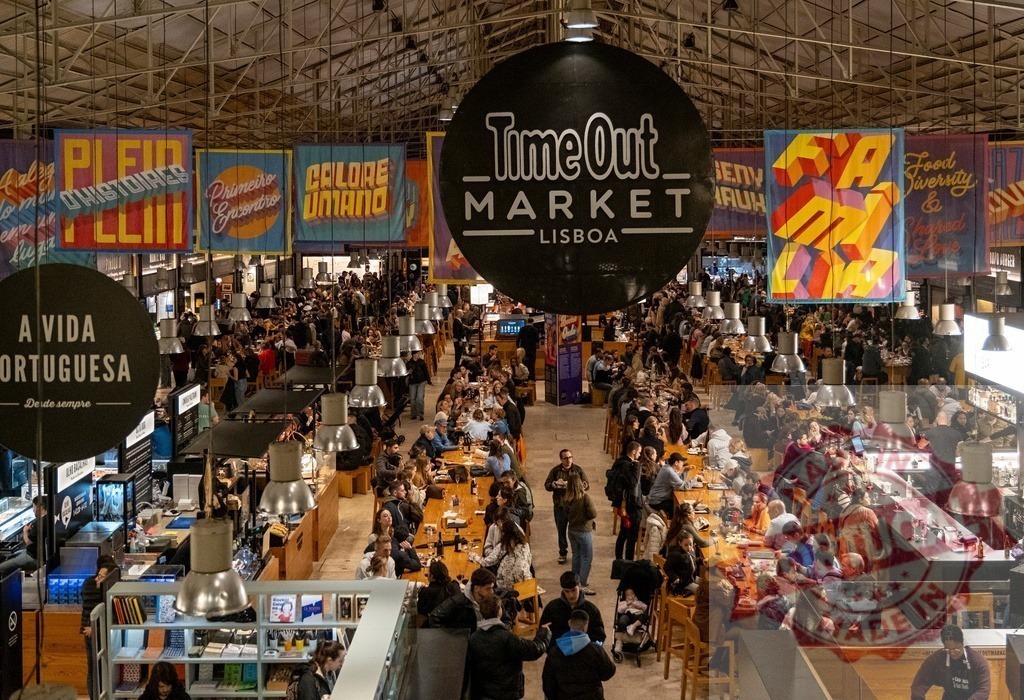 Time Out Market Lisboa bustling with diners | People enjoying food and socializing at the popular Time Out Market in Lisbon, Portugal - Realisiert mit Pictrs.com