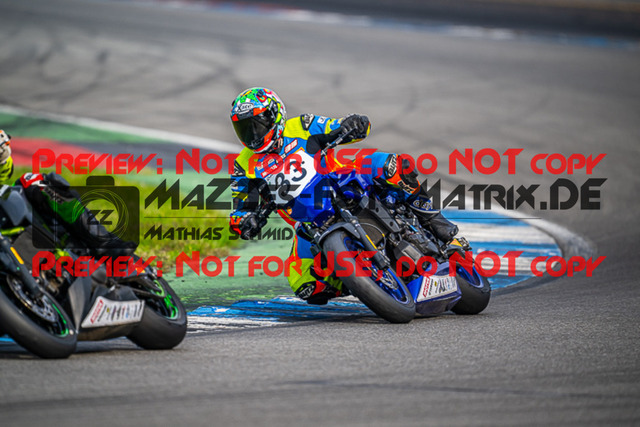 MaZZes_FotoMatrix_220924_2135 | TWIN CUP