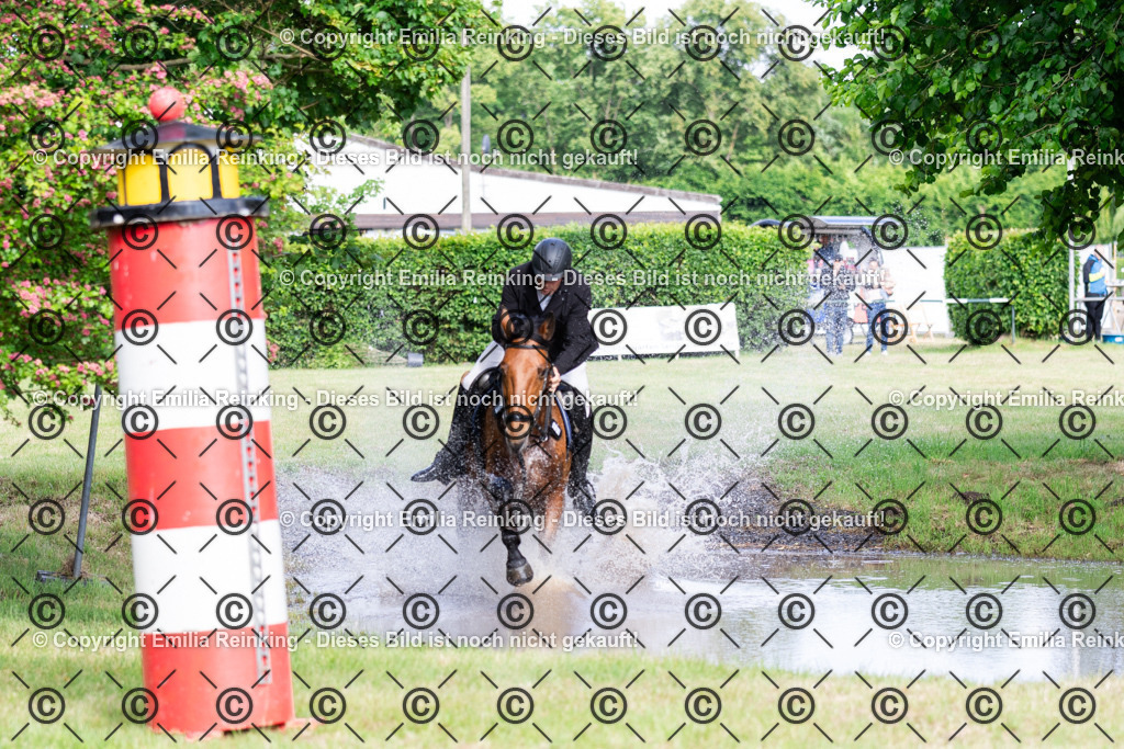 CL5A9816 | Emilia Reinking Fotografie - Realisiert mit Pictrs.com