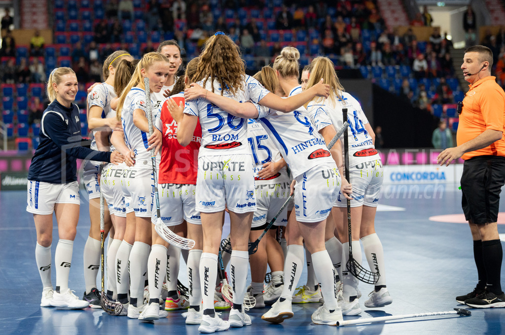 Piranha Chur vs Kloten-Dietlikon Jets - 23. April 2022 | Piranha Chur vs Kloten-Dietlikon Jets
Stimo Arena, Kloten
Die Jets feiern das 0:4.
Bild: Sportfotografie Markus Aeschimann | www.markus-aeschimann.ch - Realisiert mit Pictrs.com