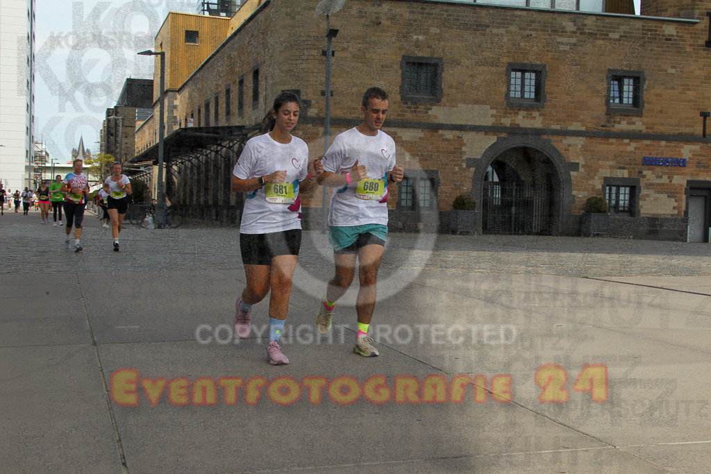 250920_1334_EV4_6117 | Sportfotografie im Rhein-Sieg Kreis, Köln, Bonn, NRW, Rheinland Pfalz, Hessen, etc. Unser Tätigkeitsfeld umfasst den Laufsport vom Volkslauf über den Marathon, Duathlon, Triathon bis zum Ultralauf wie Kölnpfad Ultra oder Schindertrail.