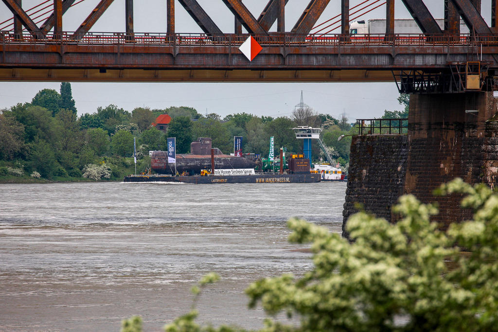 U17_AufdemRhein_120523_04 | Bildergalerie von Sport-Ereignissen aber auch von weiteren spannenden Dingen - nicht nur vom Niederrhein. In Anlehnung an den bekannten Spruch von Hanns Dieter Hüsch heißt das Motto: "Niederrhein ist überall".  - Realisiert mit Pictrs.com