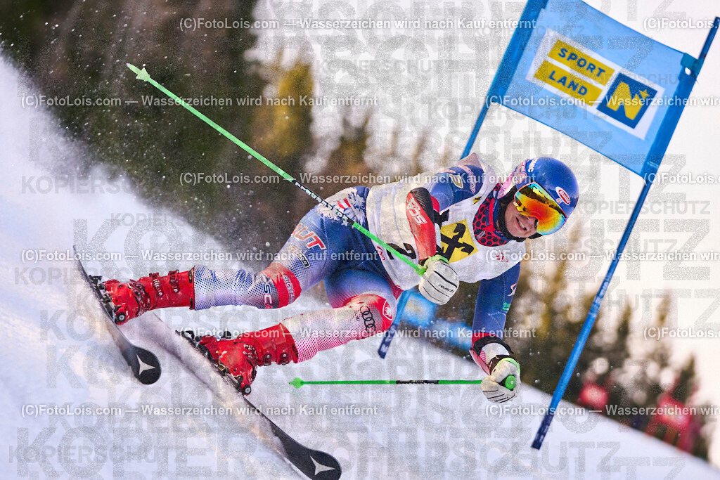 ALP0081_MastersCup-RTL-I_LKHF_Kirchberger Doris | NÖ Raiffeisen MastersCup, Jugend - Damen - Herren, Riesentorlauf-Rennen 1 auf der Fuchswaldpiste, durchführender Verein: Schiklub Lackenhof, So 9. Februar 2025.