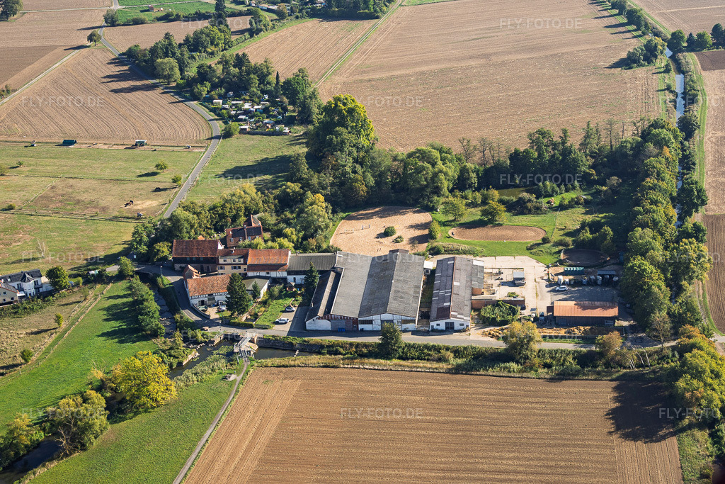 Luftbild: Konfurter Mühle mit Pferdepraxis Bernius und Tierärztl. Gemeinschaftpraxis Matthias Gehb u. Dr. Edith Bernius in Babenhausen im Bundesland Hessen in Deutschland. – Foto: IMG_159014.jpg vom 22.09.2026 durch Werner Riehm/FLY-FOTO.de – Auflösung des Originals: 5033 x 3355 px – WWW.PFERDEPRAXIS-BERNIUS.DE