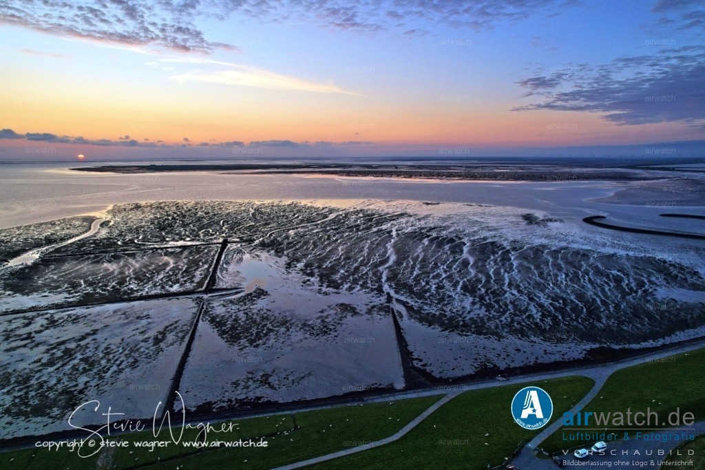 Luftbild Nordstrand - Beltringharder Koog - Holmer Siel - Siel Betrieb | Entdecken Sie atemberaubende Luftbilder und Fotografien auf airwatch.de - Tauchen Sie ein in eine Welt voller faszinierender Aufnahmen aus der Vogelperspektive.