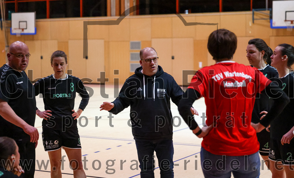 2023-02-25_105_SpVgg_Altenerding_III_gegen_TSV_Wartenberg_II | Erding, Deutschland, 25.02.2023:
Handball, Bezirksklasse Frauen Staffel Mitte 2022 / 2023, 13. Spieltag, SpVgg Altenerding III gegen TSV Wartenberg II, Endergebnis: 23:26

Foto: Christian Riedel / fotografie-riedel.net