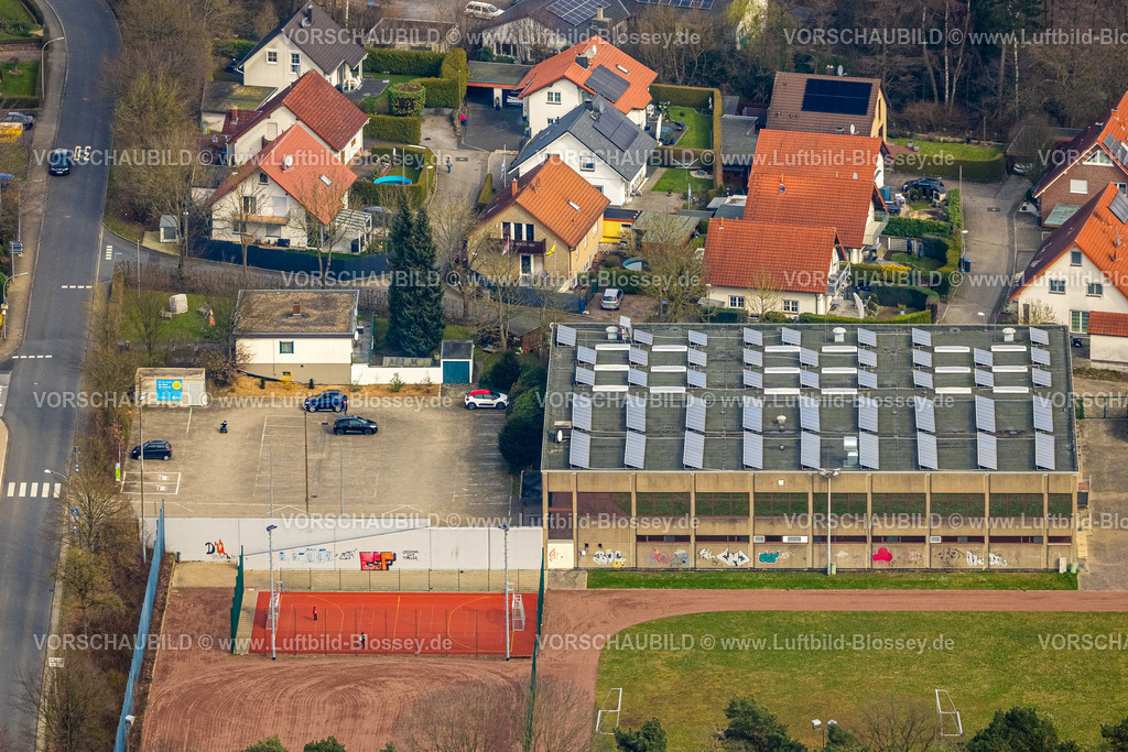 Wickede240307781 | Luftbild, Sportplatz und Gerken-Sporthalle Sportanlage an der Hövelstraße, Wohnsiedlung Kolpingstraße, Wickede/Ruhr, Nordrhein-Westfalen, Deutschland
