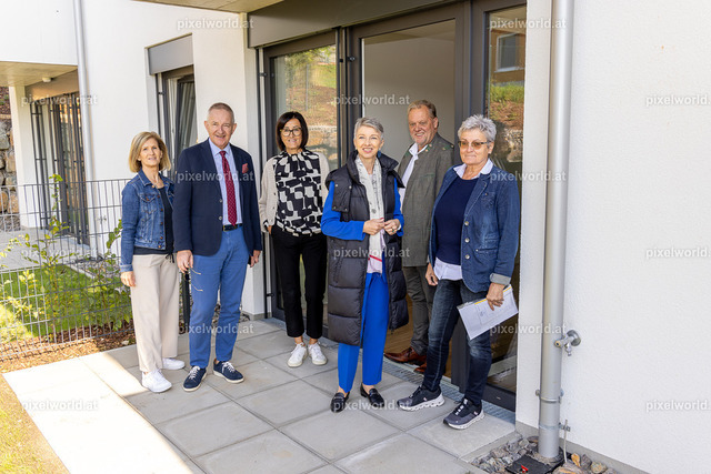 Schlüsselübergabe - Wohnhaus Dr. Walter Domenigweg | Bildershop von pixelworld.at - Realisiert mit Pictrs.com