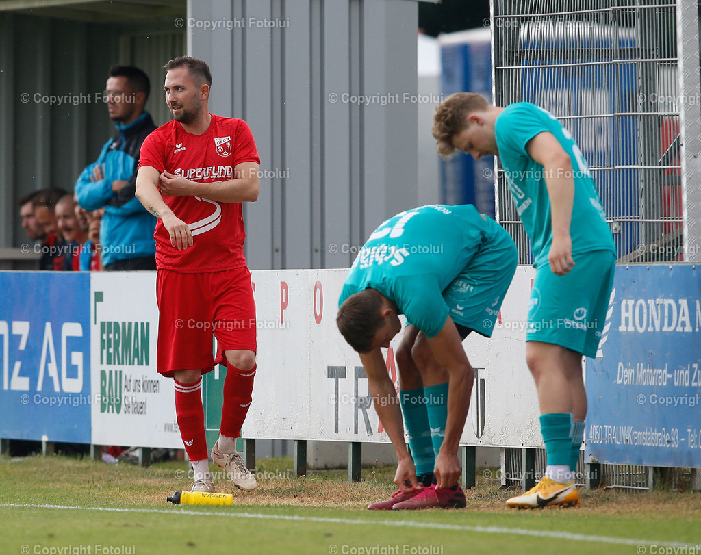 A_LUI_10062023_39 | SPORT,FUSSBALL, LL.OST ASKOE OEDT 1B-UFC PIENO ROHRBACH 10.06.2023 IM BILD:ALI HAMDEMIR (OEDT1B) BEREITET SICH AUF SEINE LETZTE AUSWECHSLUNG VOR  FOTO:FOTOLUI